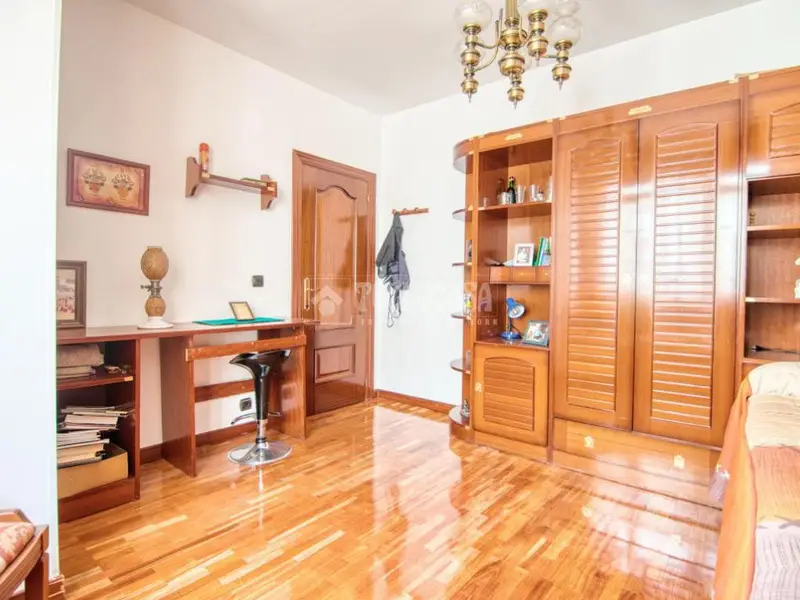 Atico en Delicias 4 dormitorios terraza calefacción financiación disponible