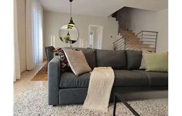 Apartamento 4 Dormitorios Vallirana Amueblado