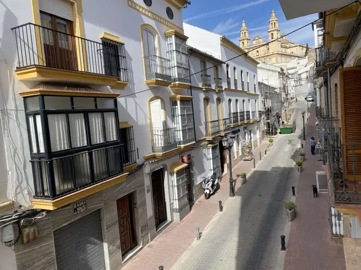 Apartamento 3 Dormitorios en Venta Olvera Centro Histórico