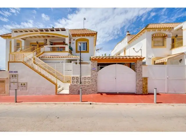 Bungalow 2 Dormitorios Torrevieja Piscina Comunitaria Zonas Deportivas
