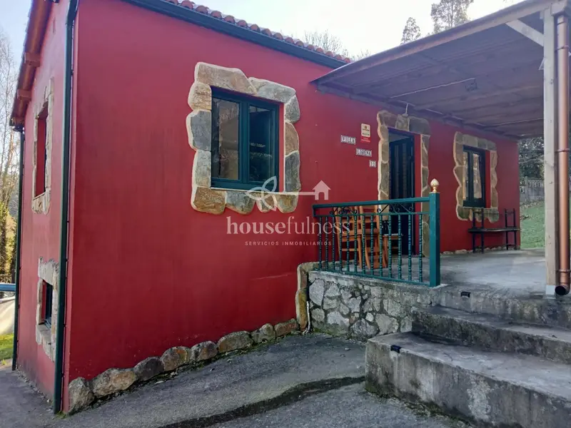 Casa con Terraza y Piscina en San Sadurniño