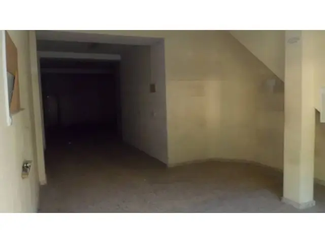 Local en Avenida Libertad 100m2 Comercio Alto Transito
