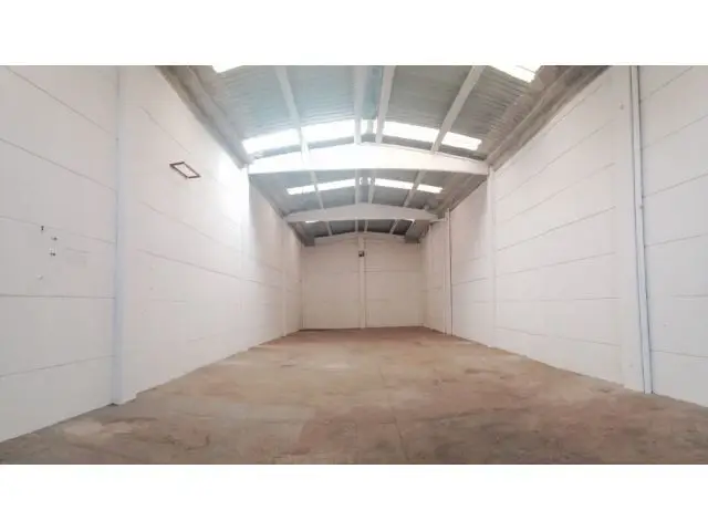 Nave en Alquiler en Silla 350m2