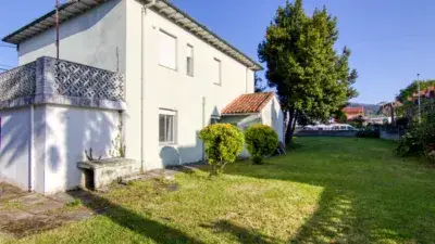 Casa en Venta Torrelavega Zona Tanos 5 Dormitorios Jardin Garaje