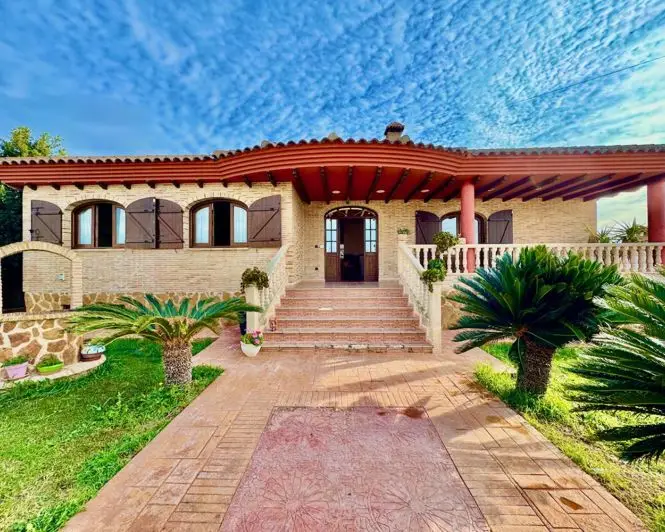 Villa en Beniel Murcia 3 Dormitorios Piscina Privada