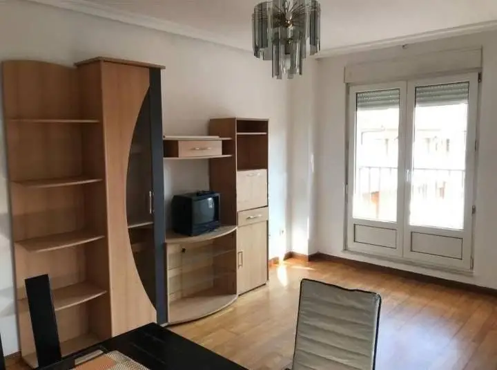 Venta Piso con garaje en Navatejera
