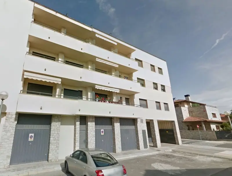 Garaje en Venta en Agramunt 25m2