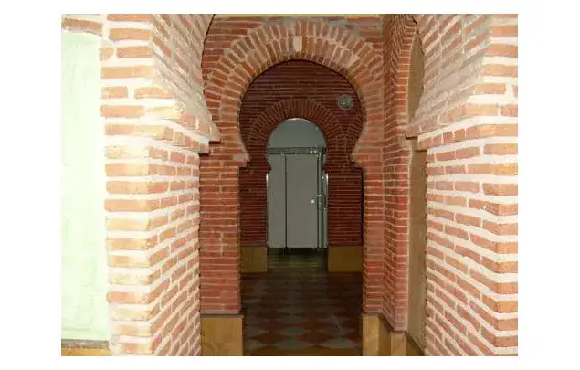 Casa 14 Dormitorios Cortes y Graena