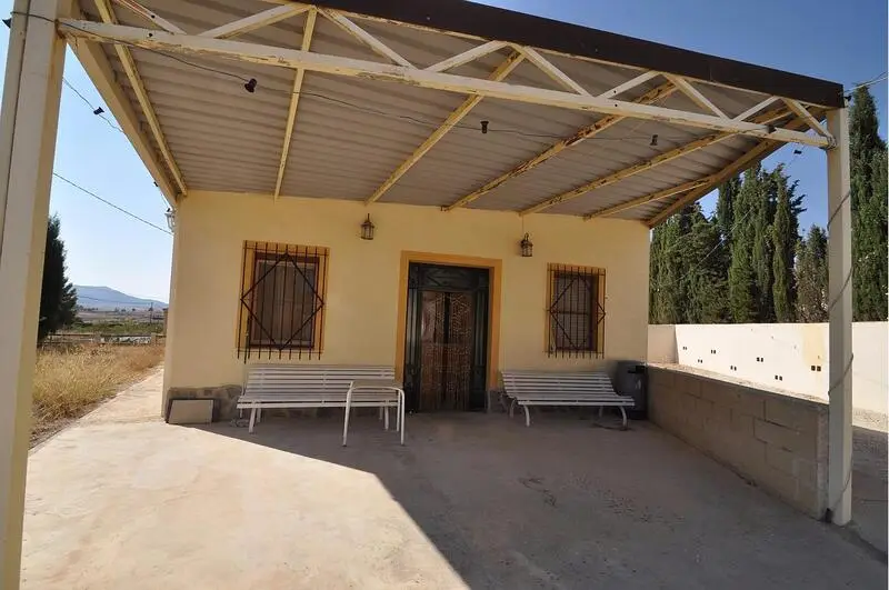 Casa de Campo en Pinoso con Vistas a la Montana