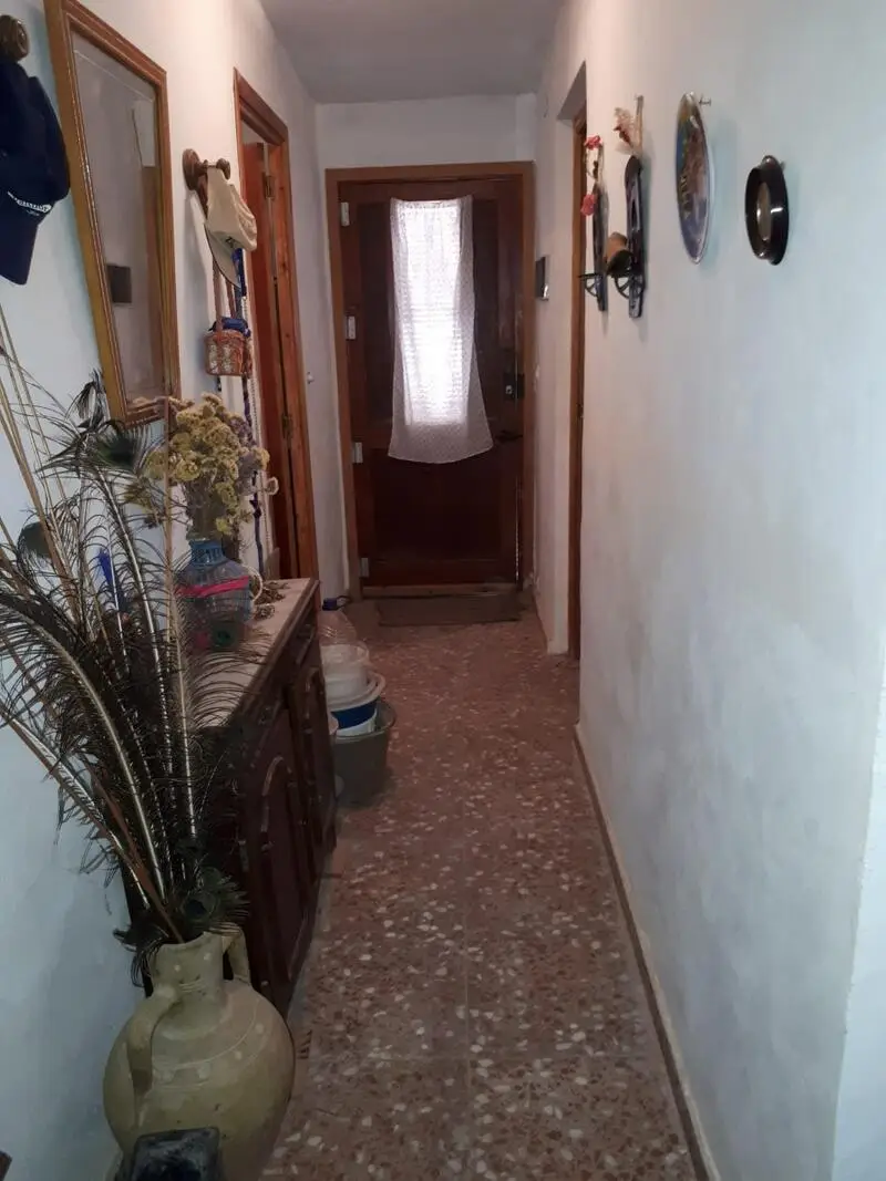 Casa de Pueblo con 3 Dormitorios en Yecla