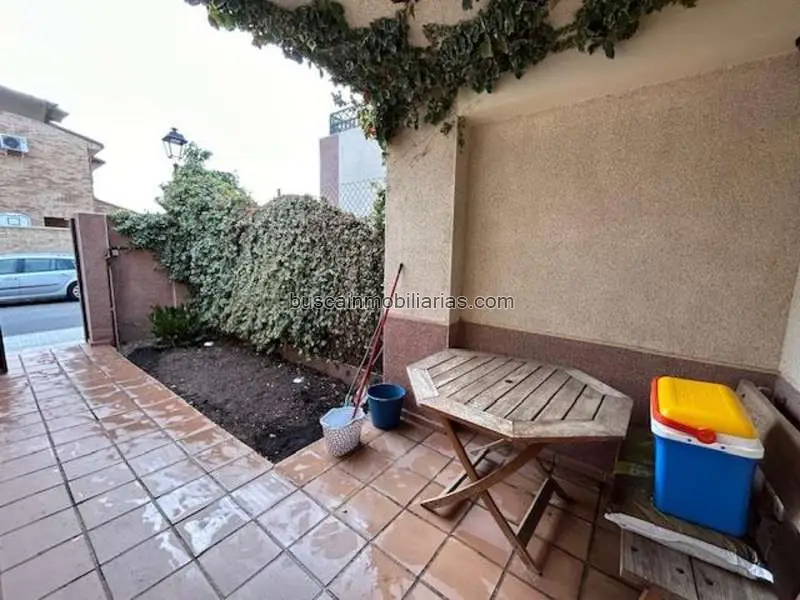 Chalet Adosado en Seseña 3 Dormitorios 2 Baños Patio y Plaza de Aparcamiento
