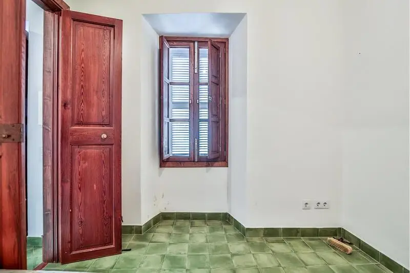 Casa Adosada Semi-Reformada en Capdepera