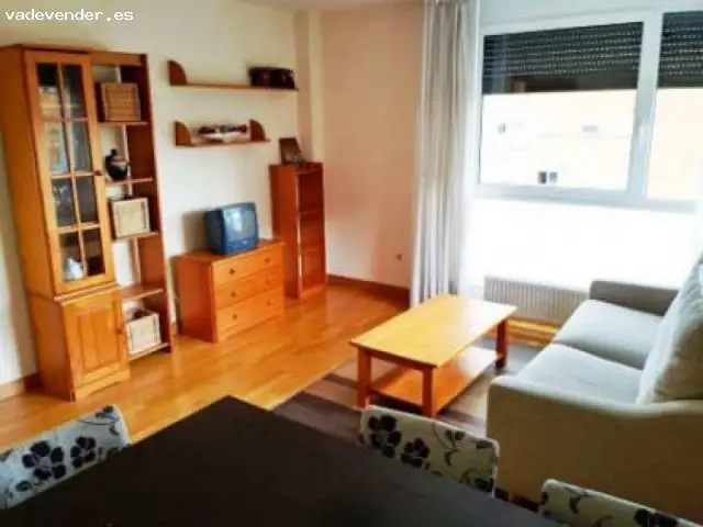 Piso en Venta Buztintxuri Pamplona con Garaje y Jardin