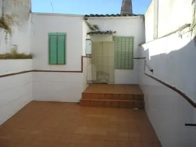 Chalet en Valencia del Ventoso 4 habitaciones 130m2