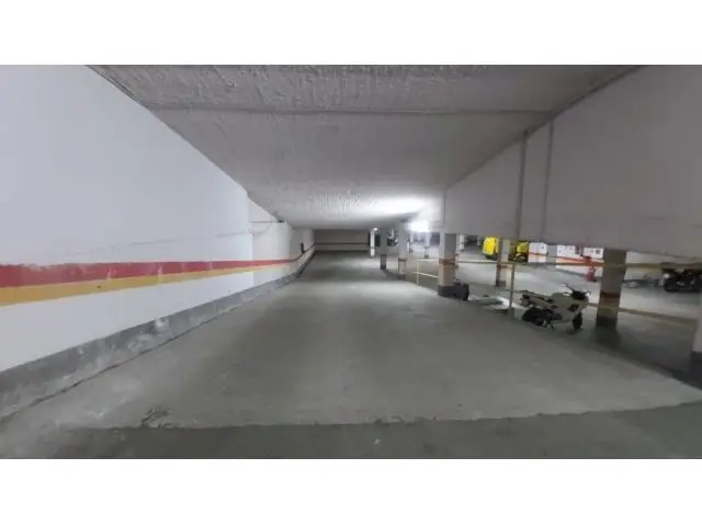 Plaza de Garaje en Venta Bezana Centro Edificio Bezana Lago