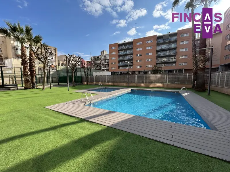 Atico en venta en Poblenou 4 habitaciones 2 baños