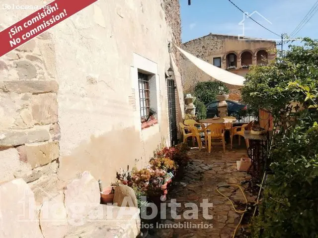 Chalet con Jardin 3000m2 Terraza y Aparcamiento