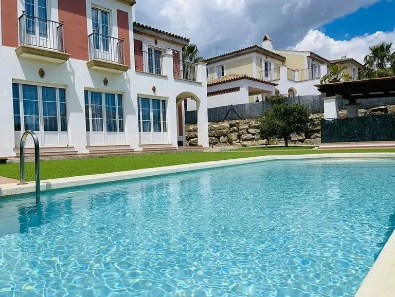 Villa de Lujo en Sierra Cortina Finestrat con Vistas al Mar