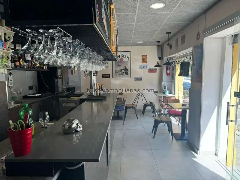 Local Comercial en Venta Valencia Blasco Ibañez con Terraza y Licencias