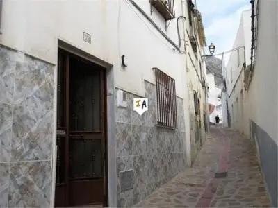 Casa Adosada 3 Dormitorios Martos Jaen
