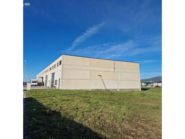 Parcela Industrial De 2.811 Metros Con Edificabilidad De  4.171M    En Poligono Salcedo - Navia