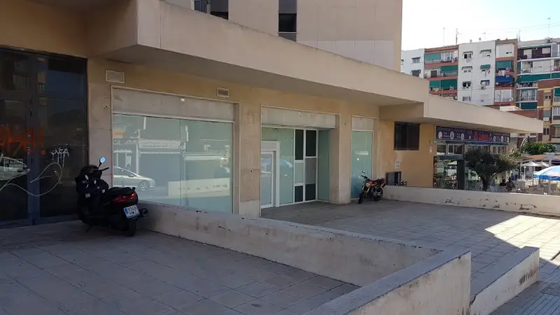 Local en Venta Benidorm 99.57m2 Avenida Panama