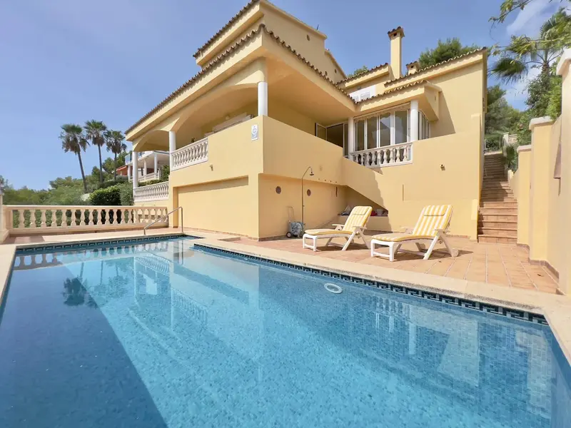 Chalet en Costa de la Calma Mallorca con Vistas al Mar