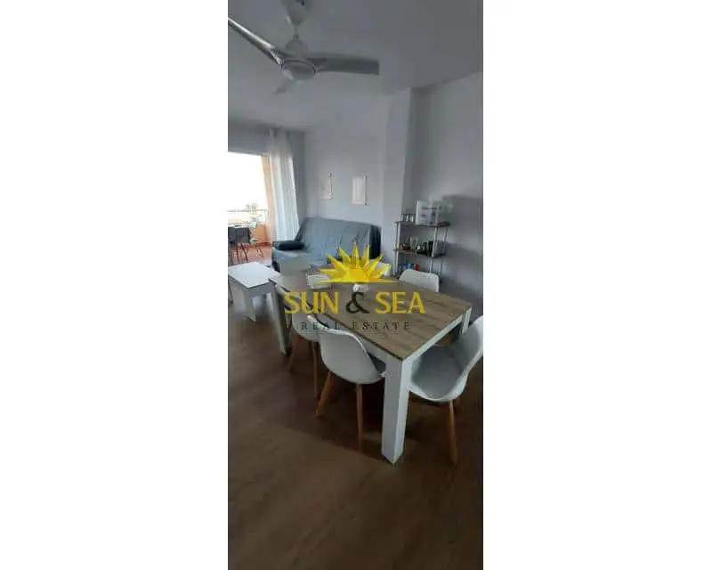 Apartamento en Alquiler La Manga del Mar Menor 3 Dormitorios Terraza