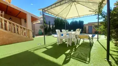 Chalet en venta en Calle Espliego