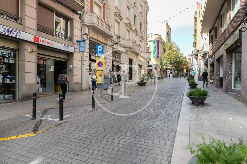 Atico en Sant Gervasi para Profesionales y Estudiantes