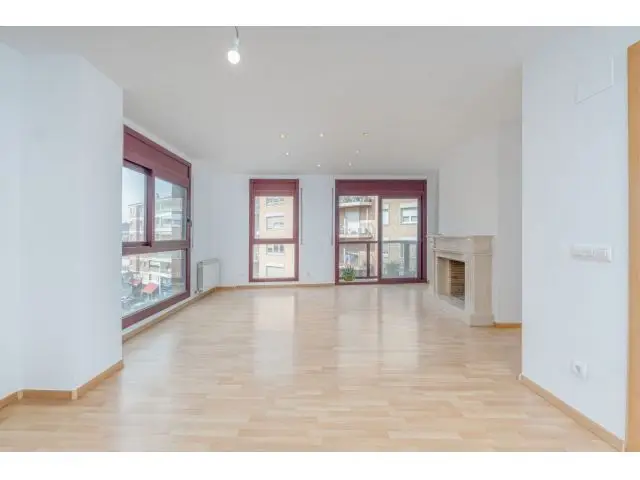 Dúplex 125m2 Figueres Creu de la Ma 4 estudios