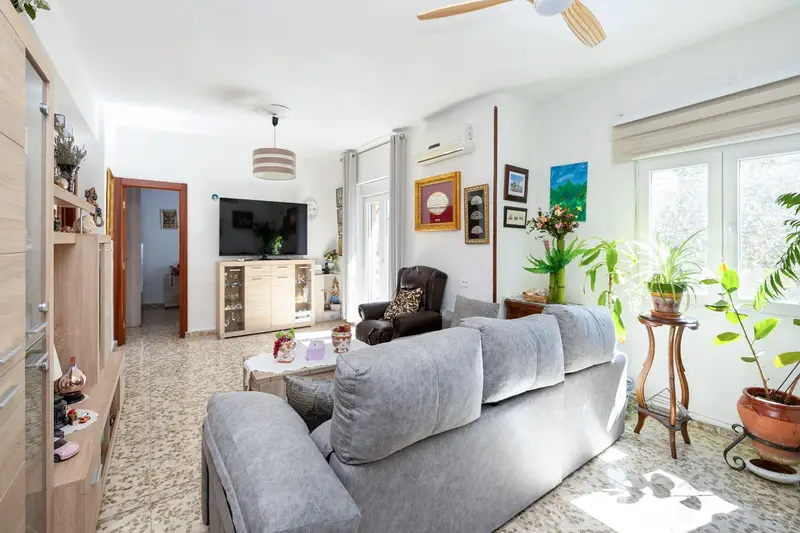 Venta Piso Reformado con Terraza en Villarejo Granada