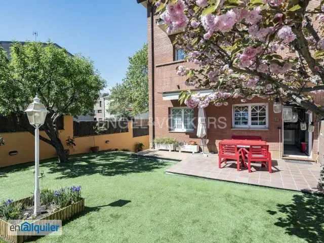 Casa residencial con jardín en Granollers