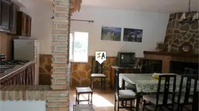Chalet en venta en El Cañuelo 3 dormitorios 2 baños 5000m2