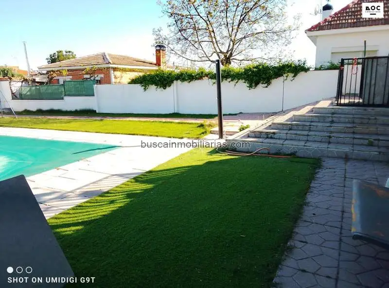 Chalet en Venta El Viso de San Juan 4 habitaciones Piscina Jardin