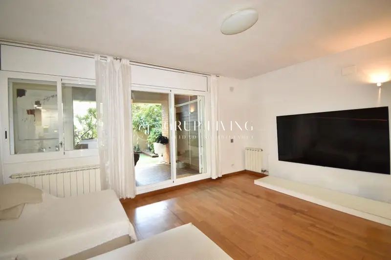 Planta Baja Dúplex en Can Pei Sitges 182m² Terraza 60m² Piscina Parking