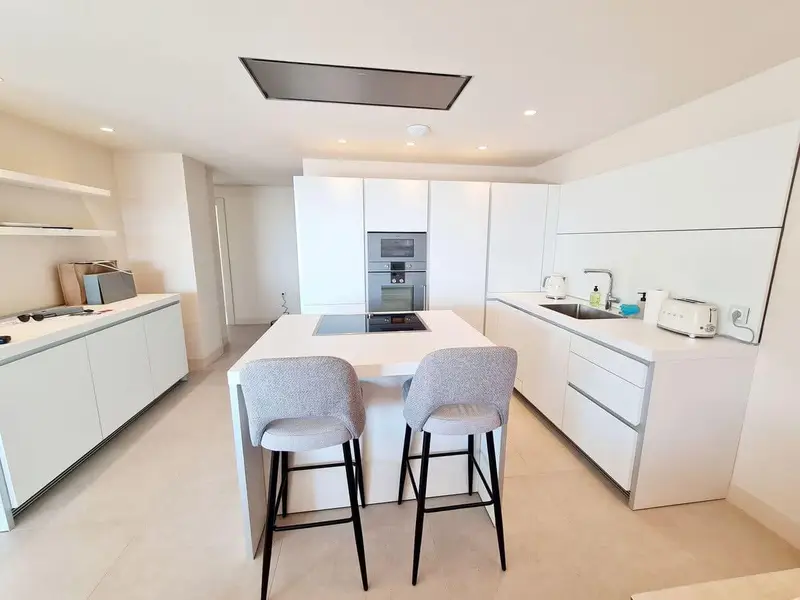 Apartamento en Puerto Banus con Vistas al Mar