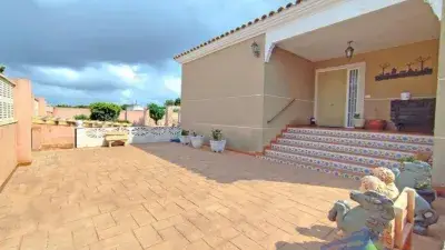 Chalet en Venta La Rabasa 3 Dormitorios Piscina Paellero