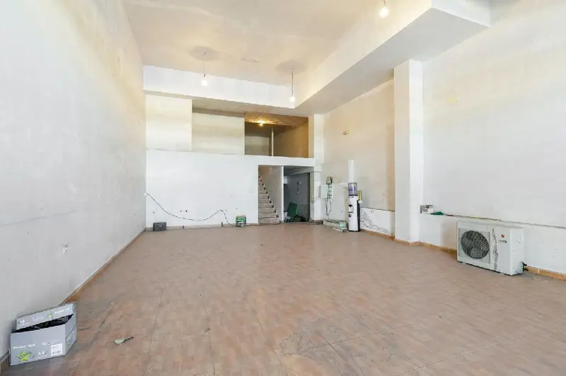 Venta Local Comercial Lujo Armilla 203m2
