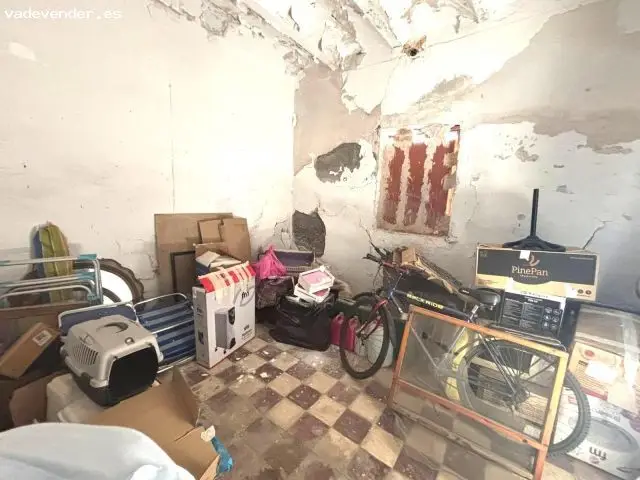 EN VENTA – CASA CÉNTRICA PARA REFORMAR EN LOS ROSALES Tocina