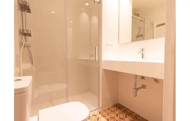Alquiler Habitaciones Barcelona Santa Peronella