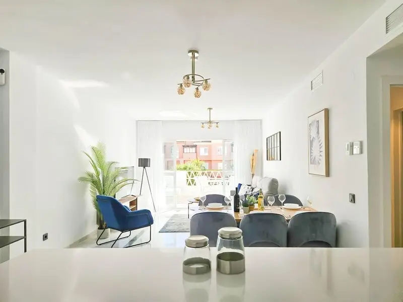 Apartamento 3 Dormitorios Puerto Banús Alquiler Largo Plazo