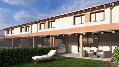 Casa Adosada 4 Dorm 157m2  Arroyo Trueno