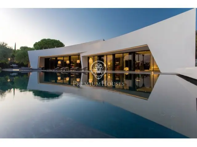 Casa de Lujo en Sant Vicenç de Montalt Diseño y Sensibilidad