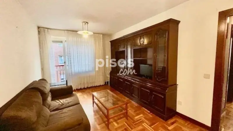 Apartamento en alquiler en Calle de la Comunidad de Asturias