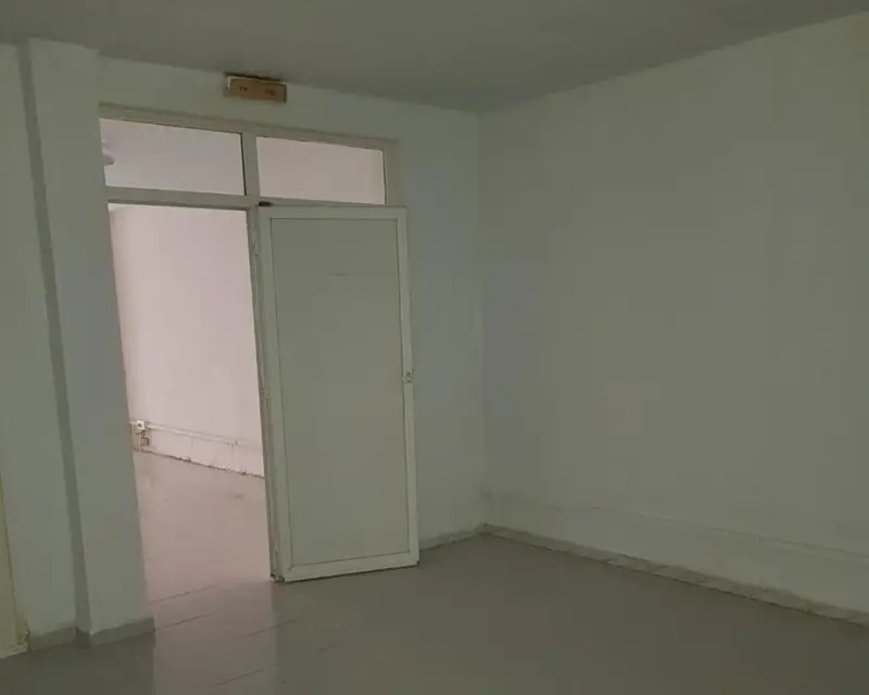 Local Comercial 83m2 Viladecans RETAMA