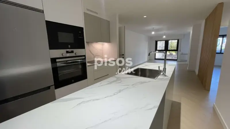 Piso en Venta 3 Dormitorios 2 Ba	nos Rúa do Xogo da Ola