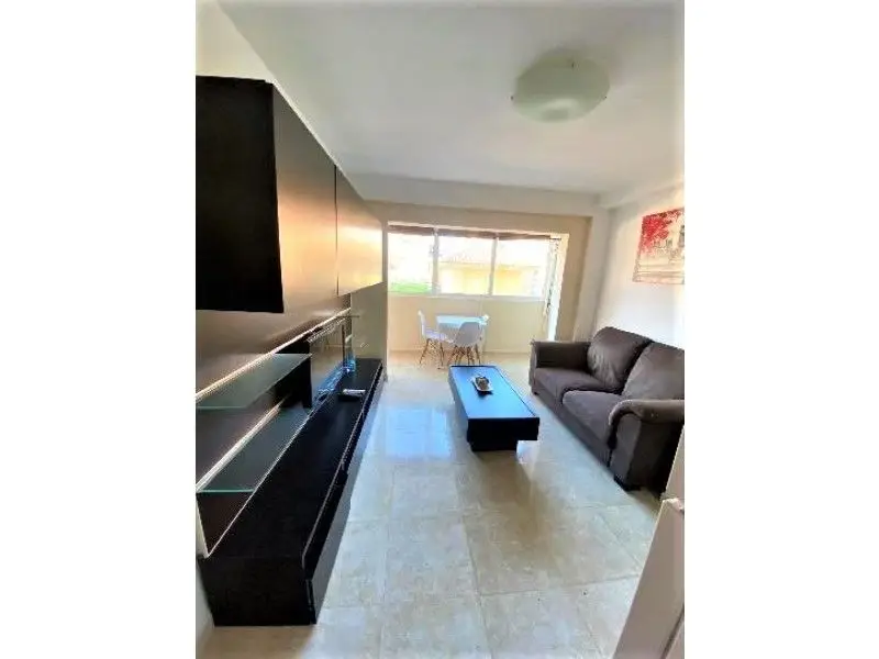Venta Piso 1 Dormitorio M	laga Reformado