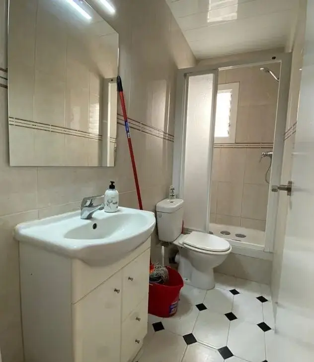 Casa de 1 dormitorio en L Hospitalet de Llobregat