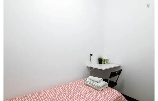 Alquiler Apartamento 4 Dormitorios Hospitalet de Llobregat